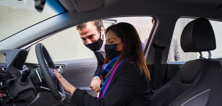 eCabs project sets it on the path to be 100% green vehicles by 2025