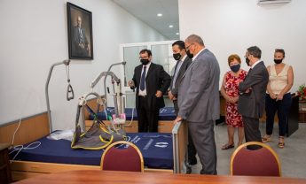 New agreement provides 12 electric beds and 5 electric hoists for the elderly in Gozo