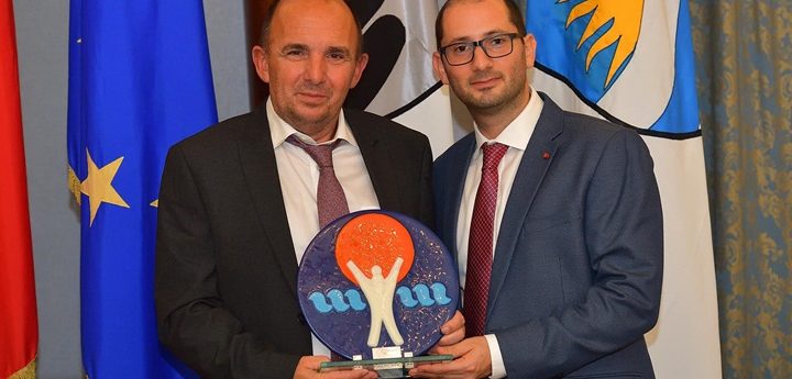 Joe Portelli awarded Gieh-in-Nadur for voluntary work in the field of sports