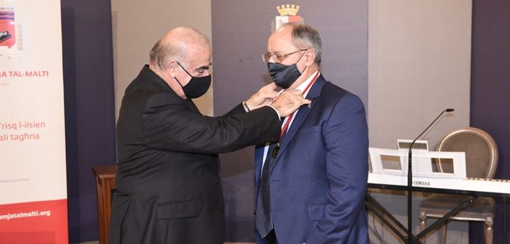 Prof. Manwel Mifsud awarded the Gieh l-Akkademja tal-Malti’ Gold Medal