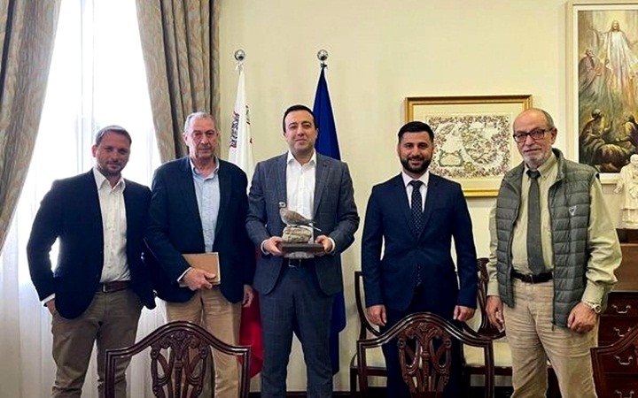 Gozo Minister and hunters agree autumn hunting and trapping details