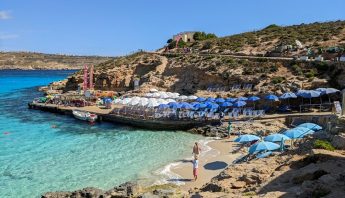 Moviment Graffitti demands Blue Lagoon is returned to the public