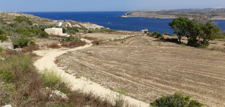 Passageway to Hondoq saved for Qala residents