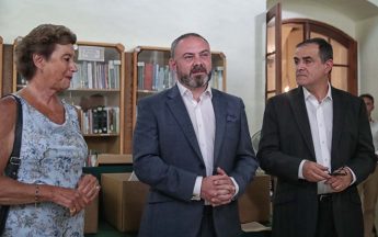 800 manuscripts donated to the National Archives
