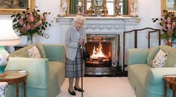 Queen’s doctors “concerned for health” – Buckingham Palace