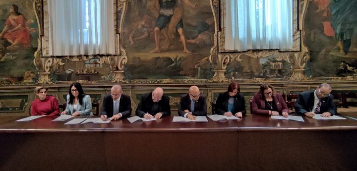 Improved salaries for Church school support services staff
