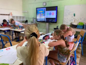 Nurturing young minds in socially responsible investing Nurturing young minds in socially responsible investing