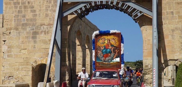 Gozo’s traditional pilgrimage with effigy of Our Lady of Graces