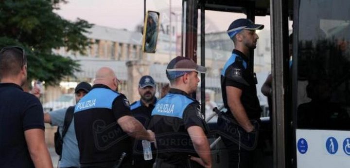 32 people found living in Malta irregularly during Police raids