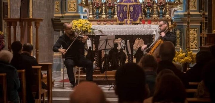 Strings for Christmas with the Kastell String Trio