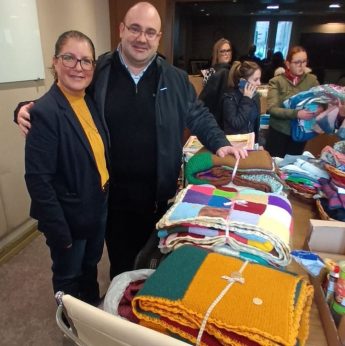 Munxar community donates wool blankets to three NGOs Munxar community donates wool blankets to three NGOs
