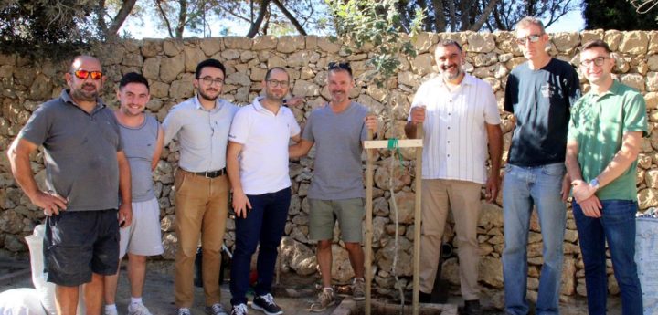 New Gozo NGO Sigar’s first tree planting event held at Nadur