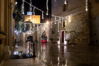 Christmas weather watch forecast for a cold and windy Christmas