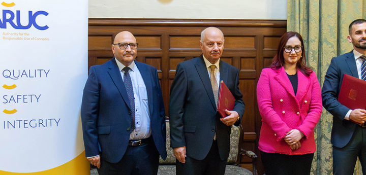 UM and ARUC sign agreement for research and testing of cannabis