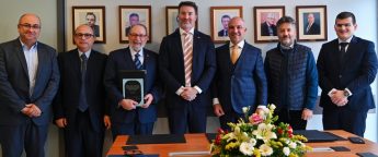 Gozo Business Chamber and Australian Maltese Chamber of Commerce sign MOU