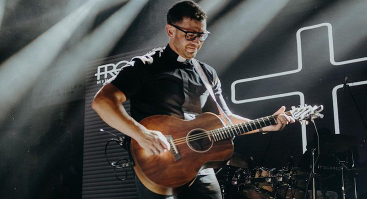 Fr Rob Galea in concert this Sunday at Qala Square